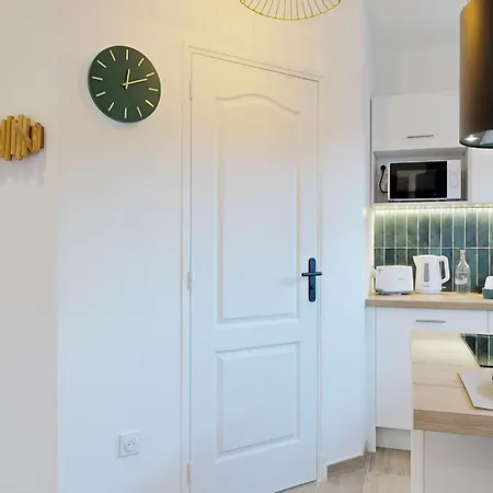 Expat Renting - Le Tropical - Netflix - Proche Gare Apartment *