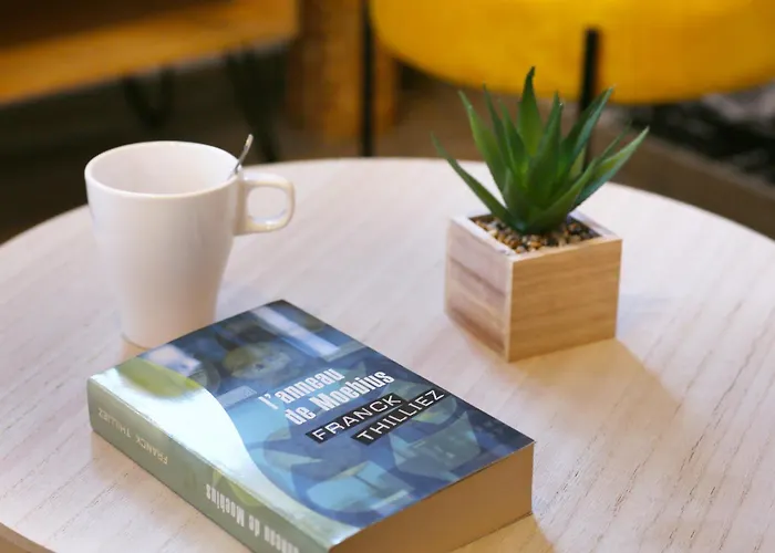 Expat Renting - Le Tropical - Netflix - Proche Gare Διαμέρισμα