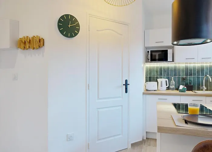 Expat Renting - Le Tropical - Netflix - Proche Gare Apartment *